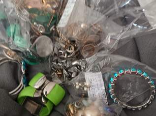 Modischer Gold und Silber Schmuck , 550 €, Kleidung & Schmuck-Accessoires, Uhren, Schmuck in 1100 Favoriten