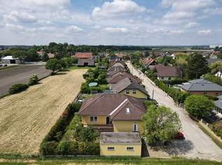 Großzügiges Einfamilienhaus in familienfreundlicher Umgebung am Ortsrand, 598000 €, Immobilien-Häuser in 2301 Oberhausen