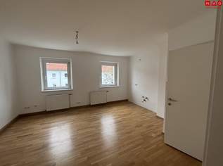 AB SOFORT: frisch sanierte, helle Single-Wohnung mit idealer Raumaufteilung in Steyr Münichholz! Gemütliche Wohnküche und separates Schlafzimmer versprechen höchsten Wohnkomfort!, 335.36 €, Immobilien-Wohnungen in 4400 Steyr
