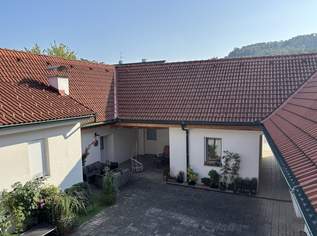 Ehemaliger Vierkanthof mit 8 Wohneinheiten, 570000 €, Immobilien-Häuser in 8222 St. Johann bei Herberstein
