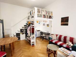 Unbefristete Loggia-Wohnung im 7. Bezirk mit Hochwertige maßgefertigtes Hochbett vom Tischler, 886.78 €, Immobilien-Wohnungen in 1070 Neubau