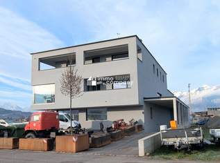 Modernes Büro/Praxis/Studio in Feldkirch - hell, zentral und mit großen Balkon!, 850 €, Immobilien-Gewerbeobjekte in 6808 Nofels