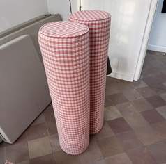 2 Pölsterrollen und 4 Polster, 30 €, Haus, Bau, Garten-Geschirr & Deko in 1030 Landstraße