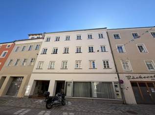 Charmante 4-Zimmer-Wohnung in zentraler Lage von Braunau am Inn, 173000 €, Immobilien-Wohnungen in 5280 Braunau am Inn Charmante 4-Zimmer-Wohnung in zentraler Lage von Braunau am Inn, 173000 €, Immobilien-Wohnungen in 5280 Braunau am Inn