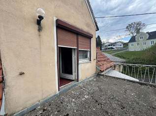 Sanierungsbedürftiges Einfamilienhaus mit viel Potenzial in ruhiger Siedlungslage in Kemeten