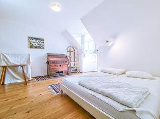 Renovierte Dachgeschoßwohnung mit Lift im beliebten Saggen!, 219000 €, Immobilien-Wohnungen in Tirol