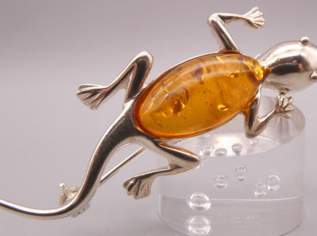 Entzückende Silberbrosche mit Salamander aus Bernstein