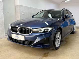 318 d ''LED-Curved Display-Sportsitze-Kamera-AHK'', 25900 €, Auto & Fahrrad-Autos in 4906 Eberschwang