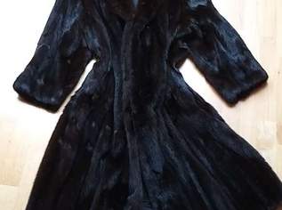Klassischer Damen NerzMantel, 130 €, Kleidung & Schmuck-Damenkleidung in 2301 Neu-Oberhausen