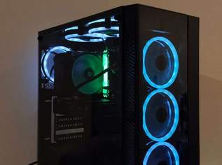 Gaming PC Set mit 2 x 4K UHD Monitore Gaming PC Set mit 2 x 4K UHD Monitore