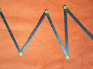 Alter, schwarzen Gliedermaßstab aus Holz, 5 €, Marktplatz-Antiquitäten, Sammlerobjekte & Kunst in 1220 Donaustadt