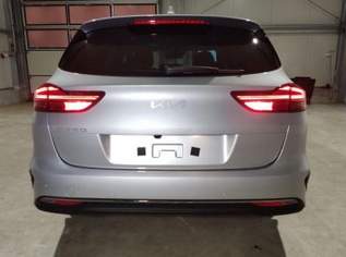 Ceed Sportswagon Edition 30 Jahre 1.5 T-GDI 1..., 29886 €, Auto & Fahrrad-Autos in 6844 Gemeinde Altach Ceed Sportswagon Edition 30 Jahre 1.5 T-GDI 1..., 29886 €, Auto & Fahrrad-Autos in 6844 Gemeinde Altach