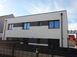 Moderne Doppelhaushälfte mit Terrasse und Garten !, 679000 €, Immobilien-Häuser in 2322 Gemeinde Zwölfaxing