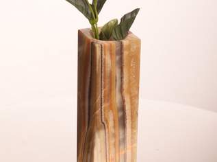 Vase aus ONYX, 49 €, Haus, Bau, Garten-Geschirr & Deko in 1200 Brigittenau