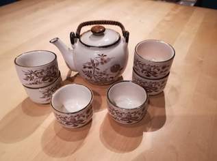 Chinesisches Teeset beige mit braunem Muster, 20 €, Haus, Bau, Garten-Geschirr & Deko in 1100 Favoriten