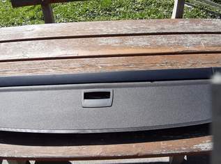 Toyota Auris E180 Laderaumabdeckung Toyota Auris E180 Laderaumabdeckung