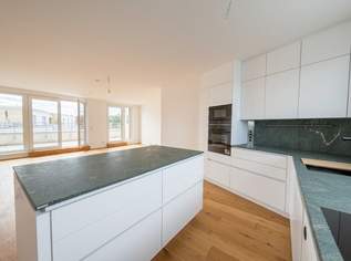 Exklusive Dachgeschoßwohnung mit Traumküche & Sonnenterrasse | Erstbezug | Zentrale Lage zwischen Innenstadt und Bahnhof | Tiefgaragenplatz anmietbar, 1630 €, Immobilien-Wohnungen in Niederösterreich Exklusive Dachgeschoßwohnung mit Traumküche & Sonnenterrasse | Erstbezug | Zentrale Lage zwischen Innenstadt und Bahnhof | Tiefgaragenplatz anmietbar, 1630 €, Immobilien-Wohnungen in Niederösterreich