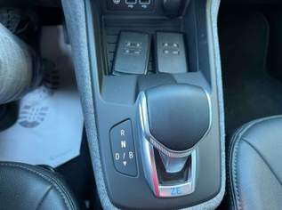 Zoe ZEN mit Extras R110 Z.E.50 52kWh Miete, 8990 €, Auto & Fahrrad-Autos in 8075 Hart bei Graz