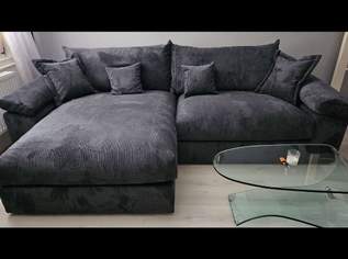 Neue boxspringsofa Couch mit Rechnung und Garantie fast unbenutzt dringend zu verkaufen! , 800 €, Haus, Bau, Garten-Möbel & Sanitär in 2640 Gemeinde Gloggnitz