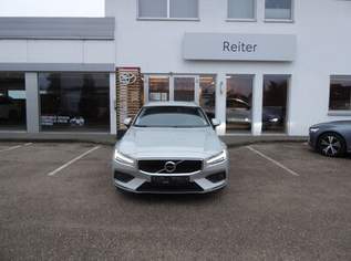 V60 D3 Aut. *LED*AHK*LEDER*KAMERA*, 23990 €, Auto & Fahrrad-Autos in 4600 Wels V60 D3 Aut. *LED*AHK*LEDER*KAMERA*, 23990 €, Auto & Fahrrad-Autos in 4600 Wels