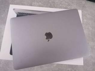 Mac Book Pro 13" Laptop PC Notebook