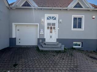 Traumhaftes großes Einfamilienhaus mit Pool Garage ..........., 799000 €, Immobilien-Häuser in 2203 Putzing