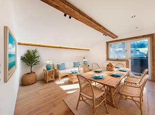 Premium Dachgeschoßwohnung mit Altholzcharme und traumhaftem Bergblick, 498000 €, Immobilien-Wohnungen in 6365 Gemeinde Kirchberg in Tirol