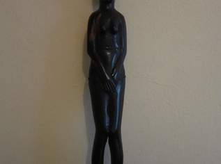 Afrikanische Skulptur - Figur - Holzschnitzerei - Vollholz - Höhe: 32,5 cm, 25 €, Haus, Bau, Garten-Geschirr & Deko in 1100 Favoriten