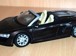 Maisto Modellauto Audi R8 Spider braun Maßstab 1:24, 17 €, Marktplatz-Spiele, Bastelmaterial & Modellbau in 3370 Gemeinde Ybbs an der Donau