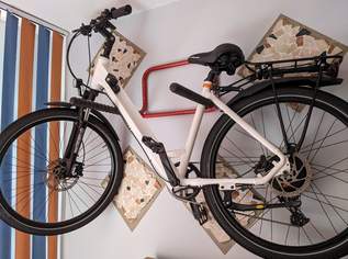 E-BIKE , 3700 €, Auto & Fahrrad-Fahrräder in 1100 Favoriten