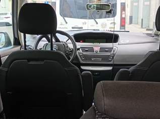 Auto Auto