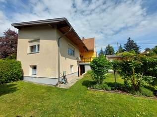 EINFAMILIENHAUS MIT GARAGE AUF EINEM TRAUMHAFTEN GRUNDSTÜCK, 429000 €, Immobilien-Häuser in 2000 Gemeinde Stockerau