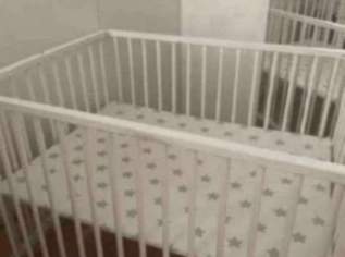 Kinderbett, Fahrrad , Kinderwaagen Zubehör, 160 €, Kindersachen-Kinderzimmer in 1220 Donaustadt