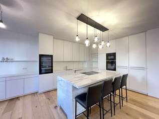 INNSBRUCK: 4-Zimmer-Luxus-Wohnung in der Innenstadt., 980000 €, Immobilien-Wohnungen in Tirol INNSBRUCK: 4-Zimmer-Luxus-Wohnung in der Innenstadt., 980000 €, Immobilien-Wohnungen in Tirol