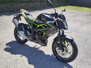 Kawasaki Z 125 Naked Bike, 3300 €, Auto & Fahrrad-Motorräder in 5020 Salzburg