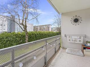 Charmante, schön sanierte Eigentumswohnung mit Loggia in Klagenfurt, 235000 €, Immobilien-Wohnungen in 9020 