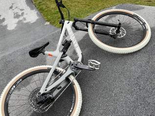 Fahrrad , 3150 €, Auto & Fahrrad-Fahrräder in 8552 Eibiswald