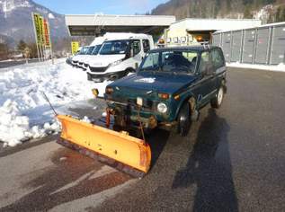 Taiga 4x4 mit Schneepflug und Salzstreuer, 3490 €, Auto & Fahrrad-Autos in 4822 Bad Goisern am Hallstättersee Taiga 4x4 mit Schneepflug und Salzstreuer, 3490 €, Auto & Fahrrad-Autos in 4822 Bad Goisern am Hallstättersee