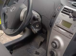 Toyota Yaris 1.4 D | Pickerl 12/2026 | Vignette 2026 | 132.500 km