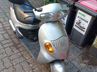 Daelim Moped 50ccm für Bastler, 300 €, Auto & Fahrrad-Motorräder in 2700 Wiener Neustadt Daelim Moped 50ccm für Bastler, 300 €, Auto & Fahrrad-Motorräder in 2700 Wiener Neustadt