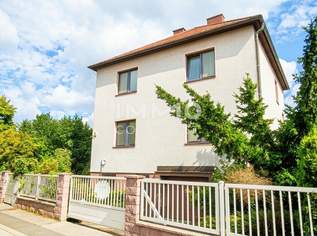 Viel Platz für Familie & Generationen – Zweifamilienhaus auf 703 m² Grundstück, 565000 €, Immobilien-Häuser in 1220 Donaustadt Viel Platz für Familie & Generationen – Zweifamilienhaus auf 703 m² Grundstück, 565000 €, Immobilien-Häuser in 1220 Donaustadt
