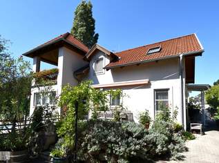 Gepflegte Villa in Langenzersdorf: 1.500 m² Grundstück, Pool, Garage mit 6 Stellplätzen, 2495000 €, Immobilien-Häuser in 2103 Langenzersdorf