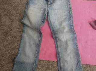 D&G jeans, 12 €, Kleidung & Schmuck-Damenkleidung in 6213 Eben am Achensee