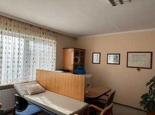 FLEXIBLE GEWERBEFLÄCHE IM ERDGESCHOSS ? IDEAL FÜR PRAXIS, BÜRO, COACHING UND VIELES MEHR, 0 €, Immobilien-Gewerbeobjekte in 4360 Grein