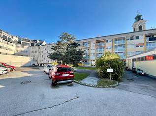 Südwestseitige 3 Zimmer Eigentumswohnung mit Loggia, Klimaanlage, Autoabstellplatz & PV-Balkonkraftwerk., 259000 €, Immobilien-Wohnungen in 2100 Korneuburg