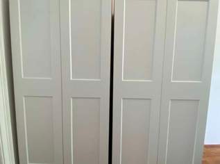 2 Pax Schränke (Ikea) in Eichenfurnier/ weiß, 450 €, Haus, Bau, Garten-Möbel & Sanitär in 1030 Landstraße 2 Pax Schränke (Ikea) in Eichenfurnier/ weiß, 450 €, Haus, Bau, Garten-Möbel & Sanitär in 1030 Landstraße