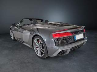 R8 Spyder Cabrio V10 Performance S Tronic 456..., 287316 €, Auto & Fahrrad-Autos in 6844 Gemeinde Altach