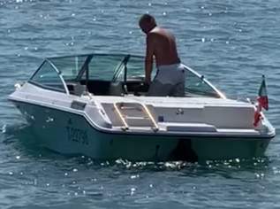 Motorboot mit Trailer Motorboot mit Trailer