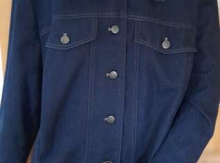 Wenig getragene Jeansjacke in Größe 50 von Gina Locardo, 15 €, Kleidung & Schmuck-Damenkleidung in 6600 Marktgemeinde Reutte Wenig getragene Jeansjacke in Größe 50 von Gina Locardo, 15 €, Kleidung & Schmuck-Damenkleidung in 6600 Marktgemeinde Reutte