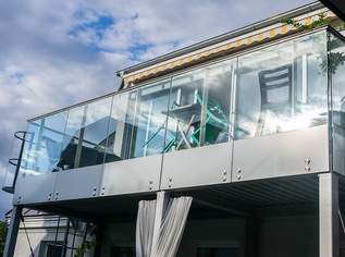 Rarität: Helle 2 Zimmer DG-Wohnung mit Terrasse in Hofruhelage, 1350 €, Immobilien-Wohnungen in 1040 Wieden